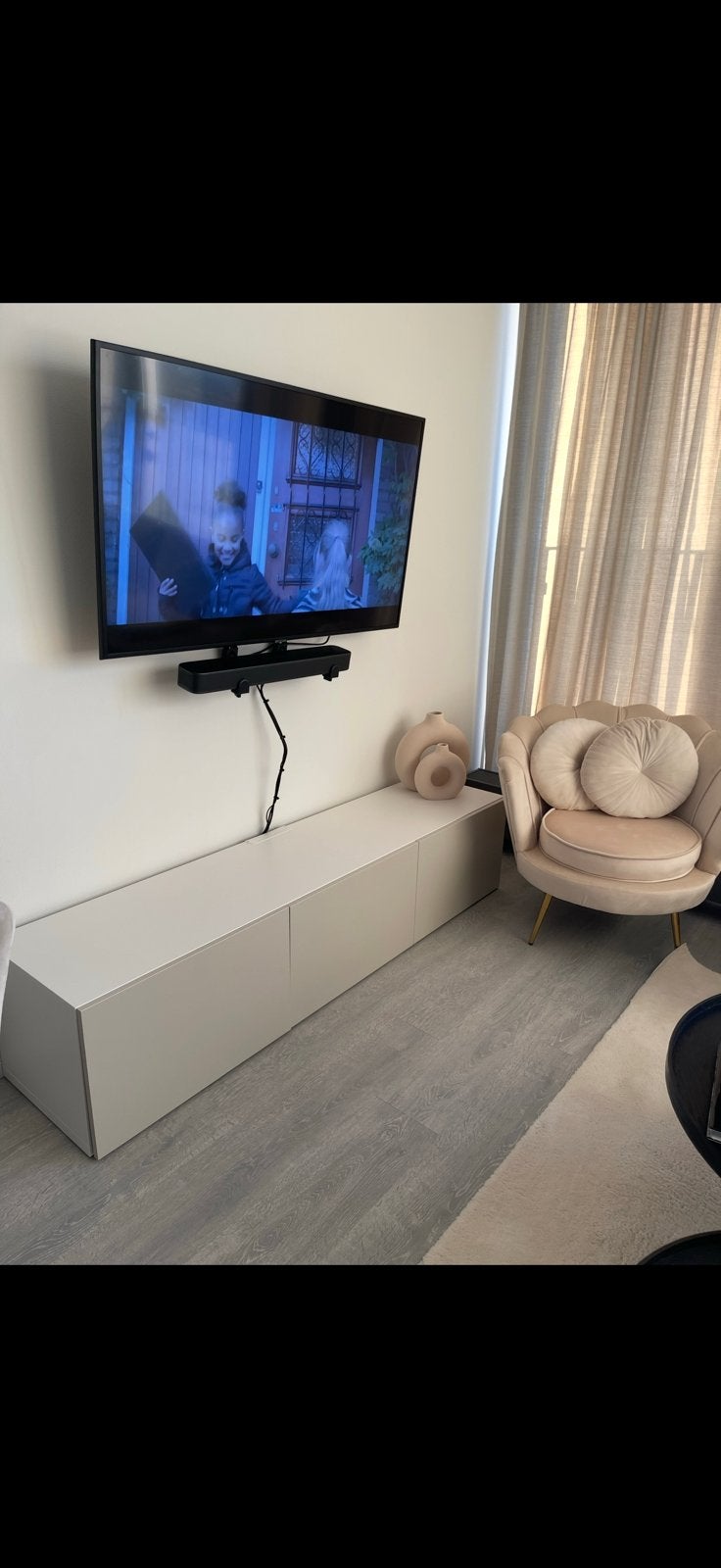 Ikea Tv meubel besta lichtgrijs/beige met wit, Ophalen, Zo goed als nieuw, 25 tot 50 cm, Minder dan 100 cm