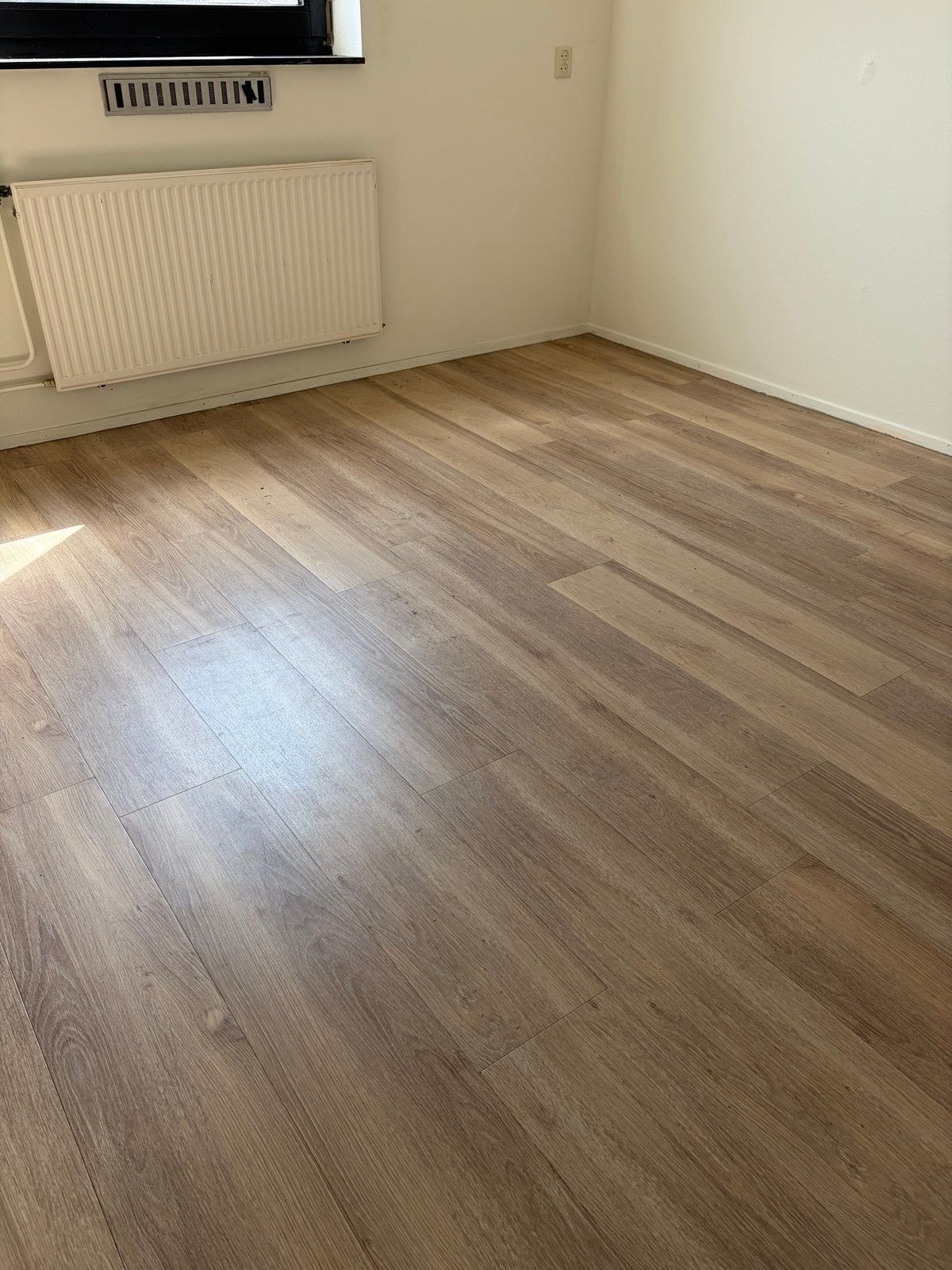 Gratis laminaat 50m² zelf ophalen in september, Ophalen, Gebruikt, 10 m² of meer, Hout
