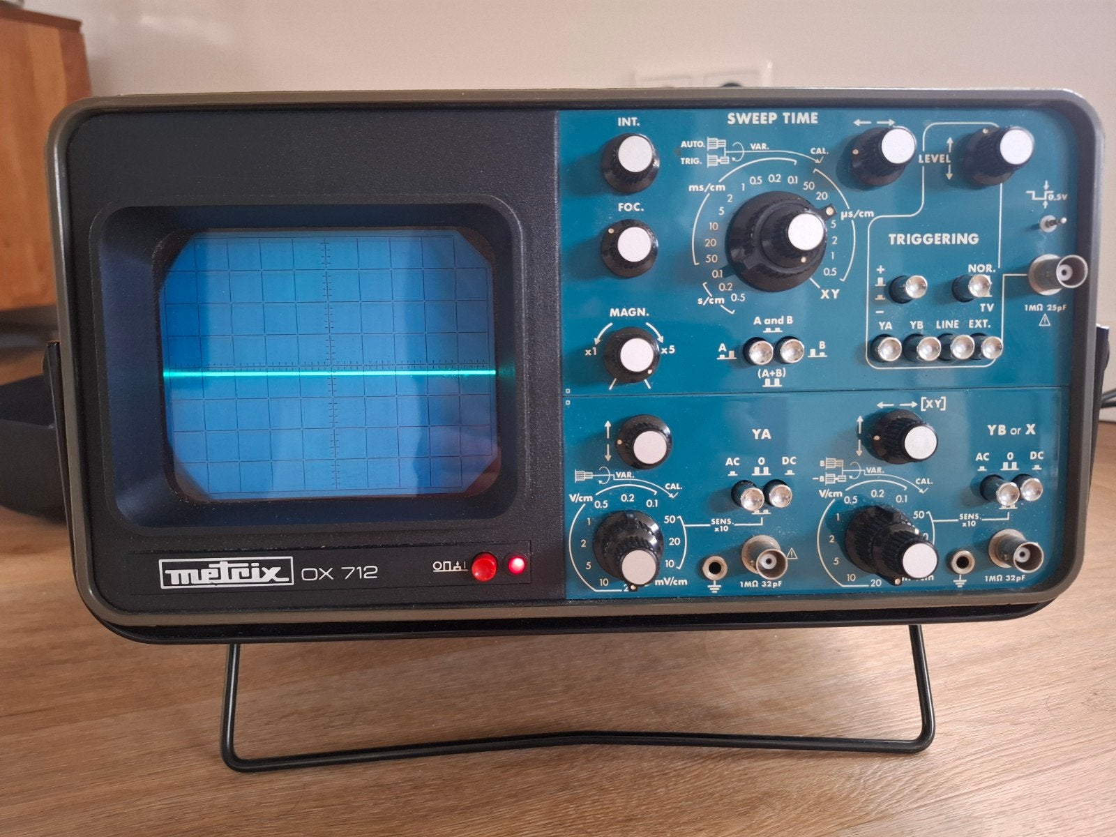 Metrix OX 712 Analoge Oscilloscoop (2-kanaals), Ophalen, Gebruikt