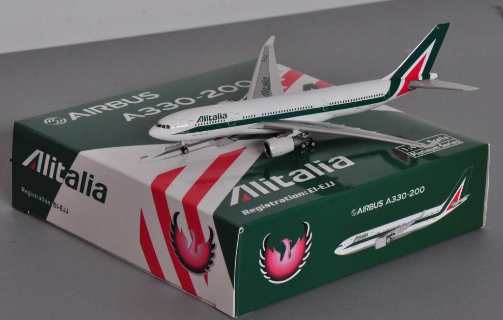 Phoenix Airbus A330-200 Alitalia schaal 1:400, Ophalen of Verzenden, Zo goed als nieuw, Schaalmodel