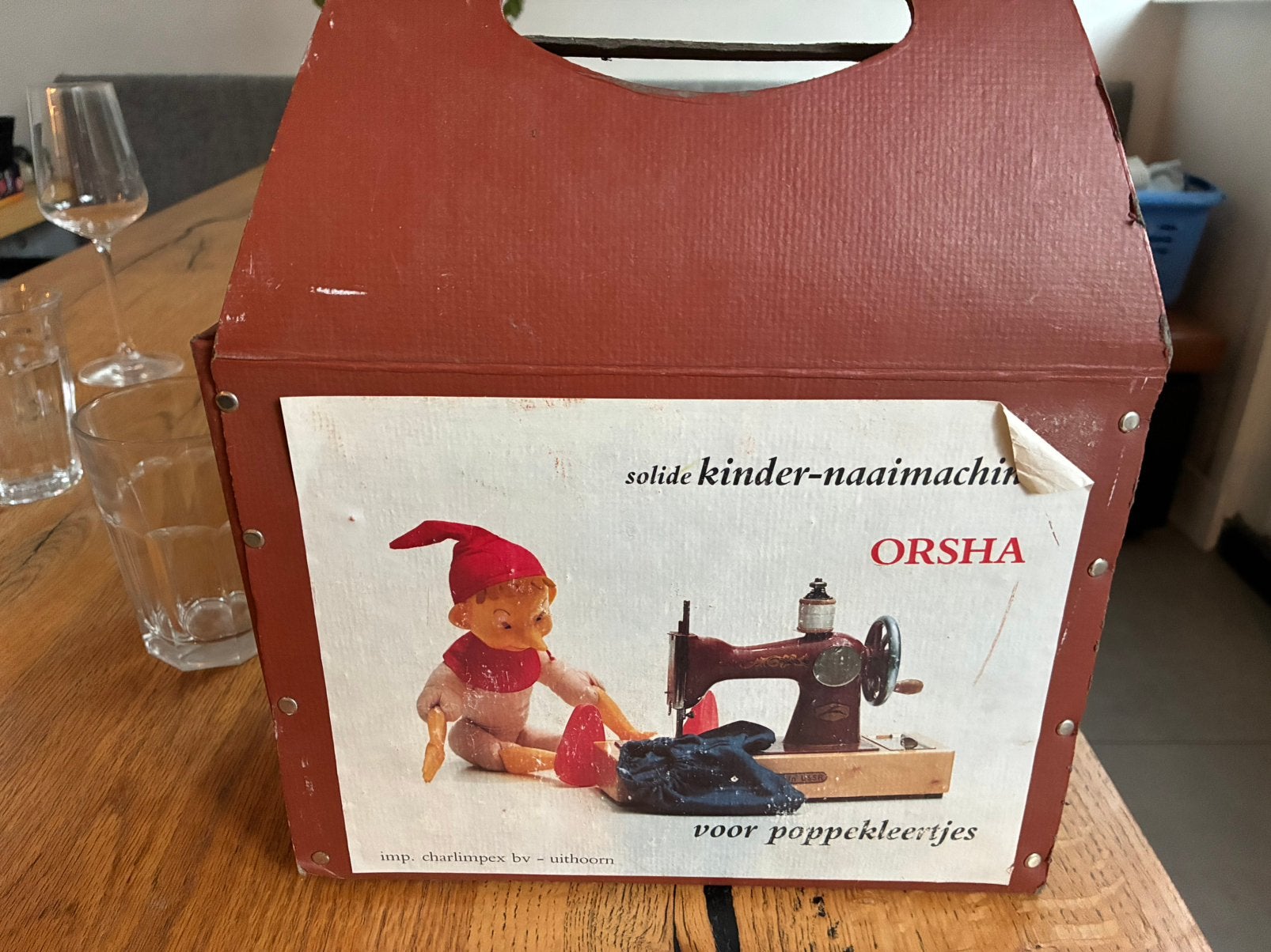 Vintage kindernaaimachine, Antiek en Kunst, Ophalen