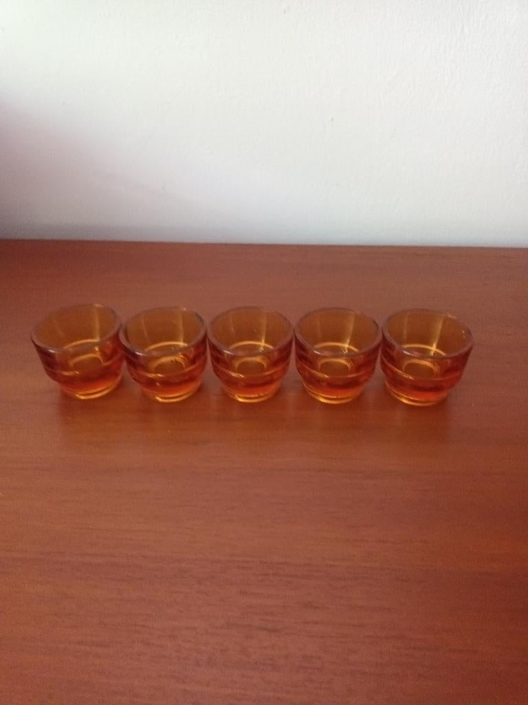 5x Amberkleurig eierdopje of borrelglas, Ophalen of Verzenden