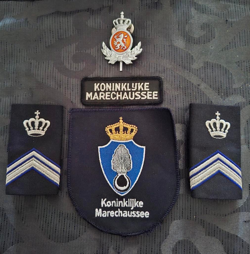 Lotje Koninklijke Marechaussee, Verzamelen, Militaria | Algemeen, Verzenden, Marechaussee, Nederland, Embleem of Badge
