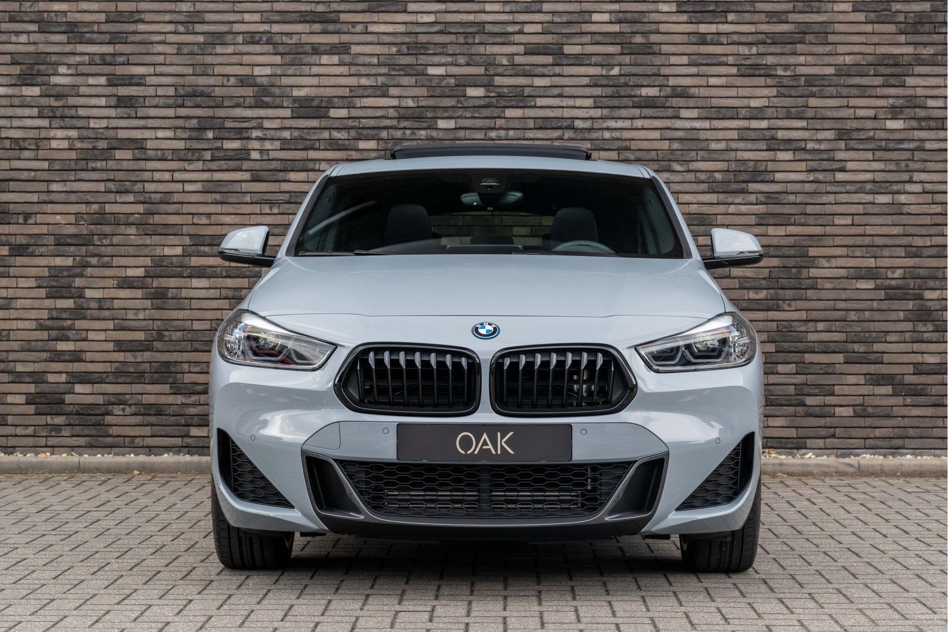 BMW X2 xDrive25e | M-Sport | Navigatie | Panorama | Head-Up, 12 maanden, X2, Gebruikt, Zwart