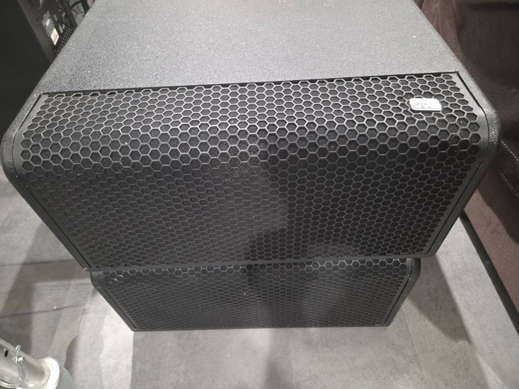 2x DAP Xi-28 MKII, Ophalen, 120 watt of meer, Subwoofer, Overige merken