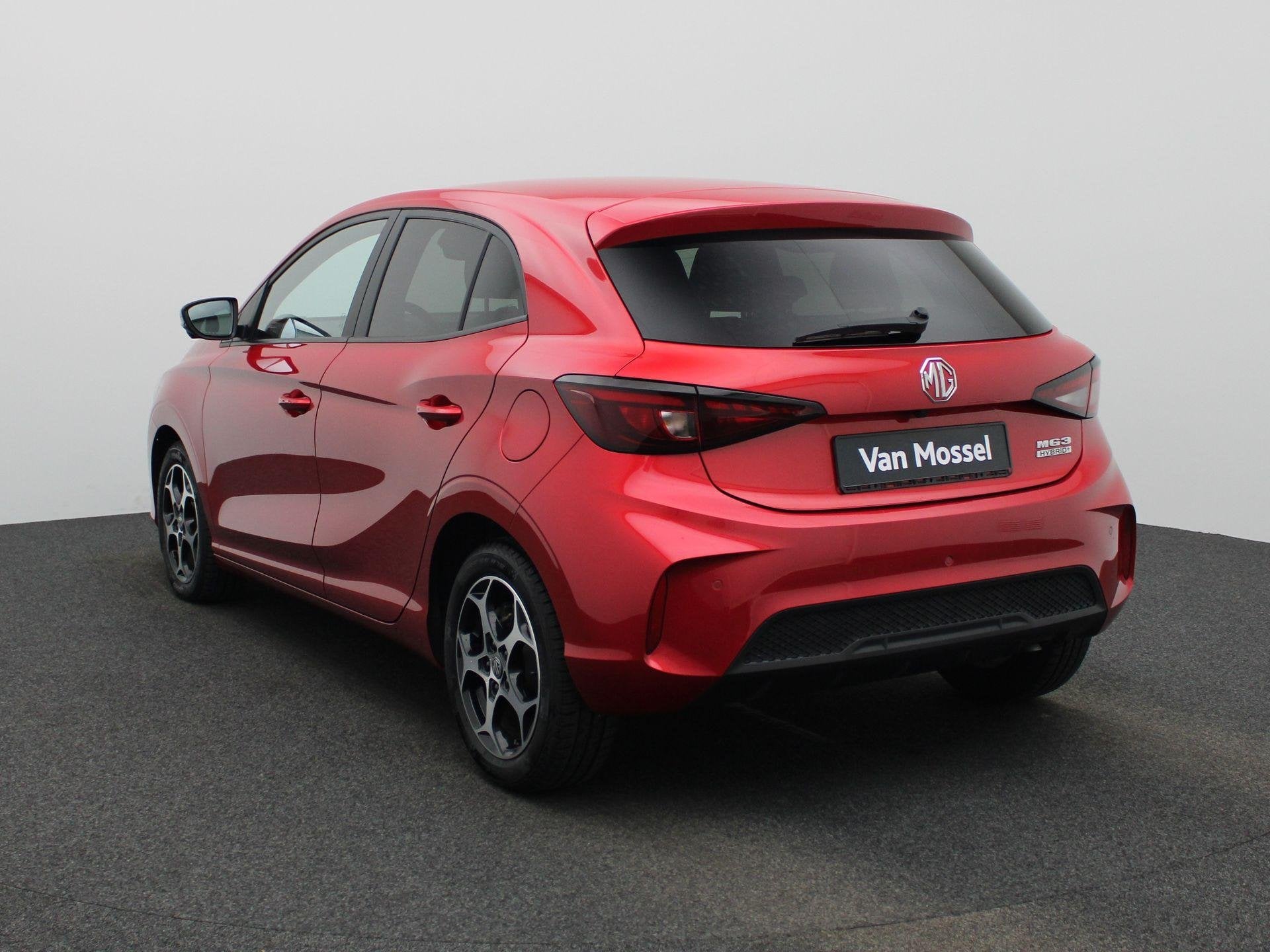 MG 3 1.5 Hybrid+ Aut. Luxury | Navi | Led Koplampen | Stoel, 12 maanden, 194 pk, 4 cilinders, 1283 kg