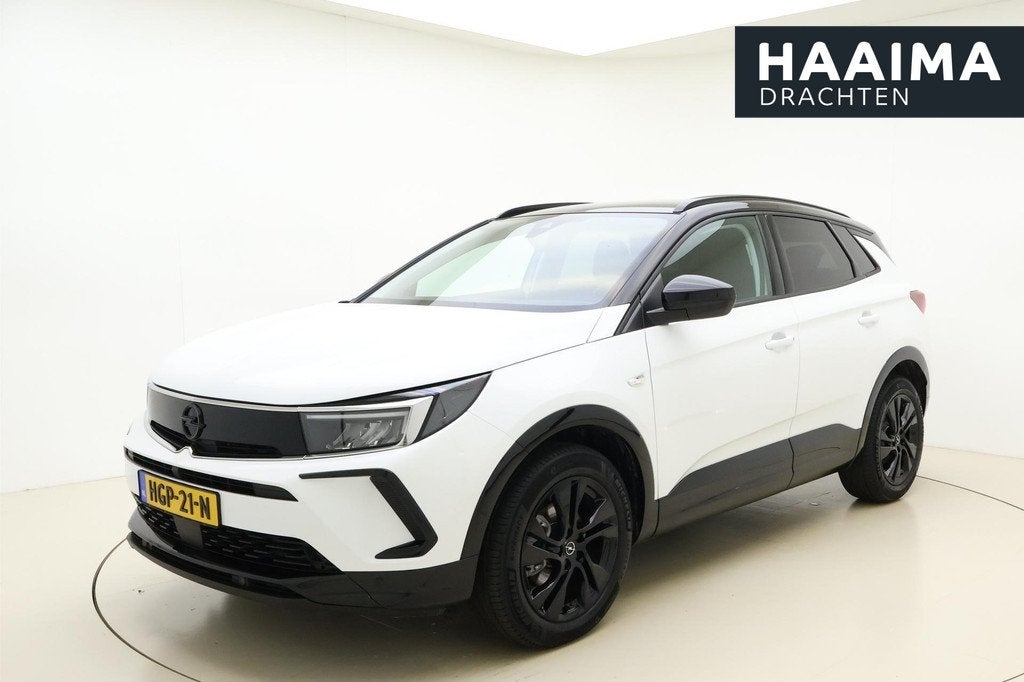 Opel Grandland 1.2 Turbo GS Black Pack | Automaat | Stoel- e, 15 km/l, 1199 cc, Leder en Stof, Wit