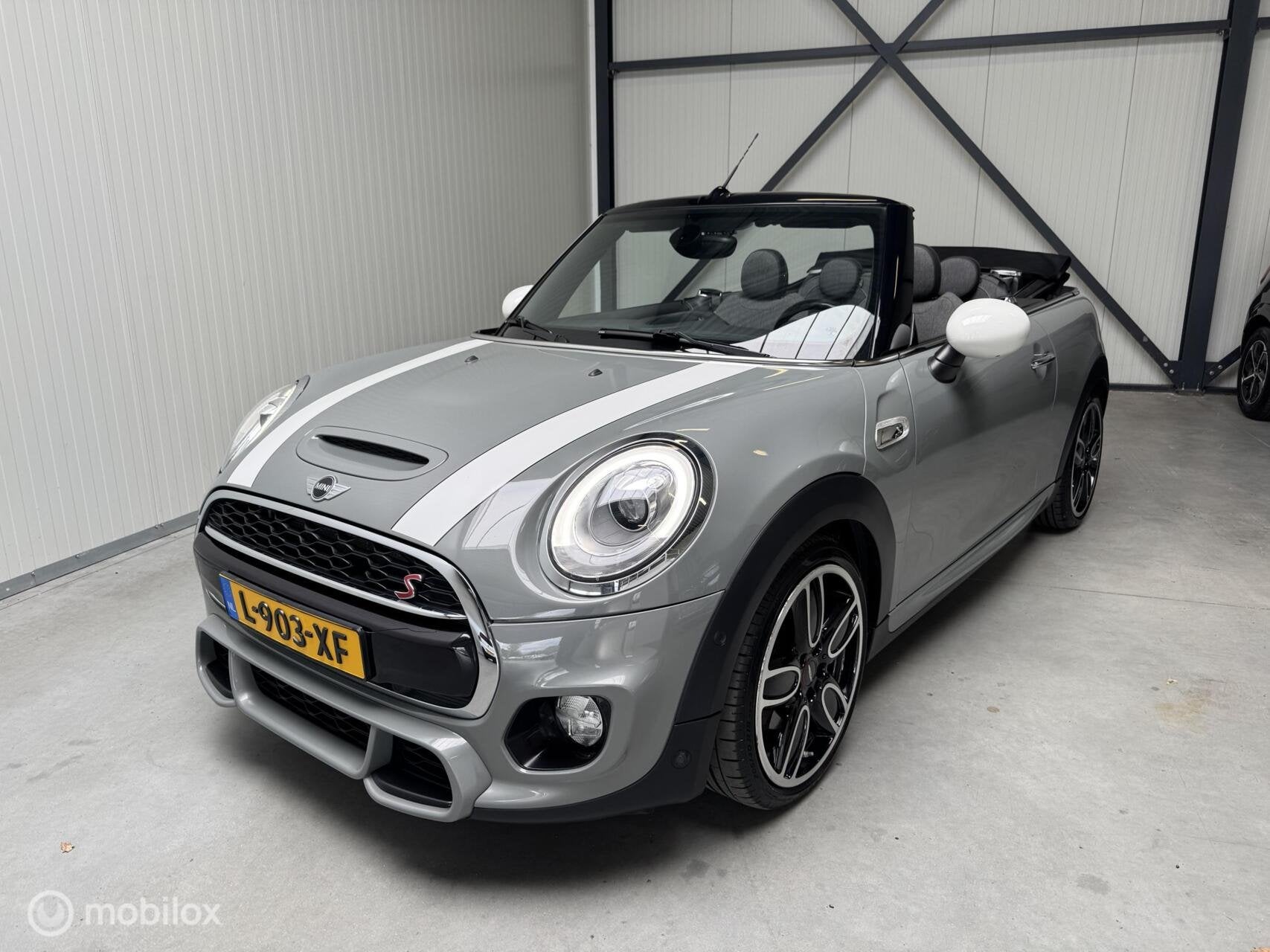 Mini Cabrio 2.0 Cooper S Chili Serious Business, Voorwielaandrijving, 1998 cc, Gebruikt, Euro 6