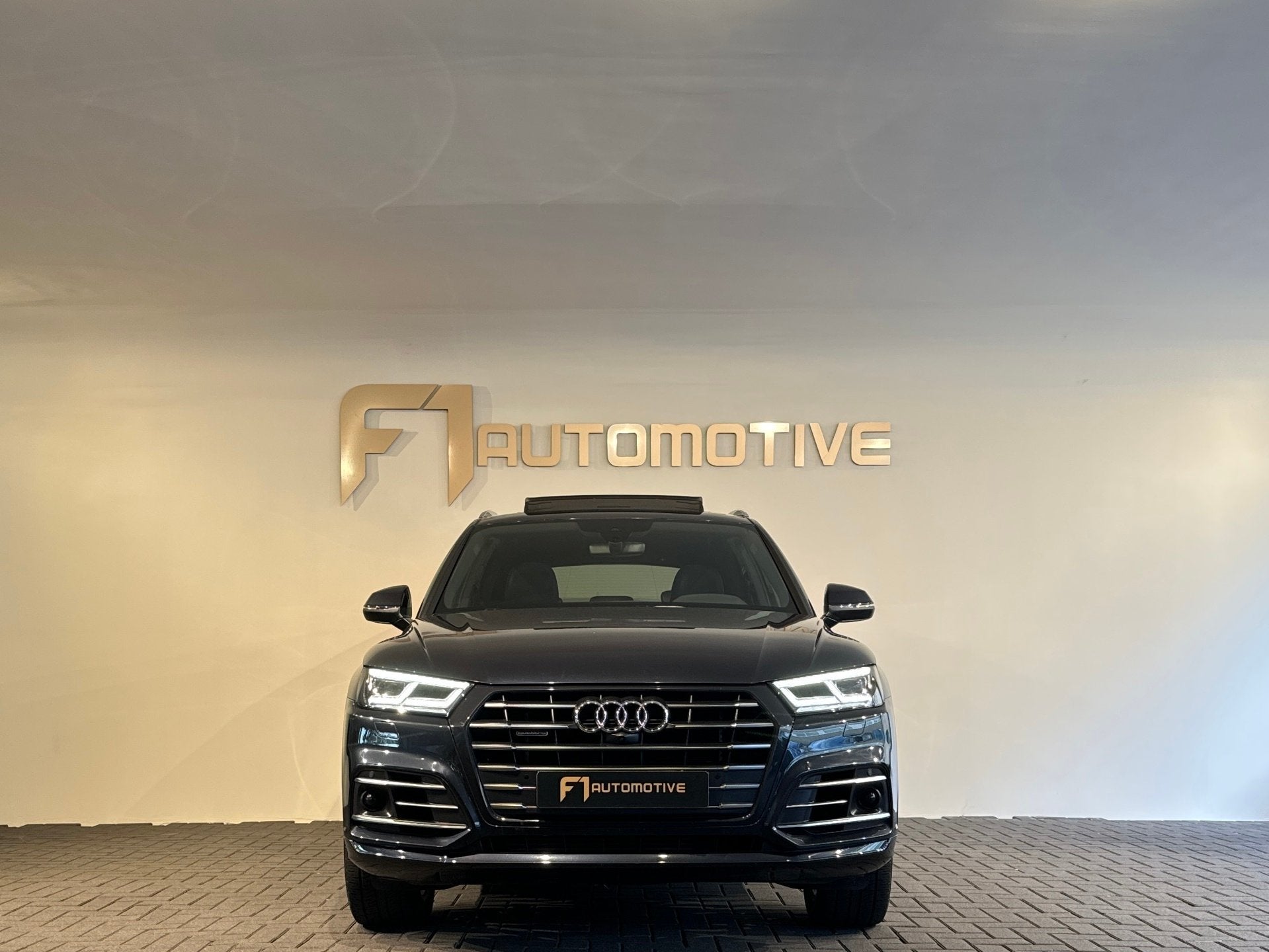 Audi Q5 55 TFSI e quattro Competition Pano|360Camera|Blindsp, Auto's, Automaat, Euro 6, 4 cilinders, Blauw