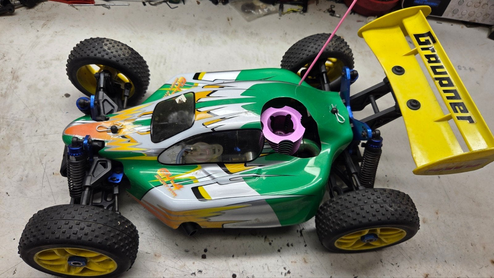 Te koop leuke craupner, Gebruikt, Auto offroad, Ophalen of Verzenden, Schaal 1:8