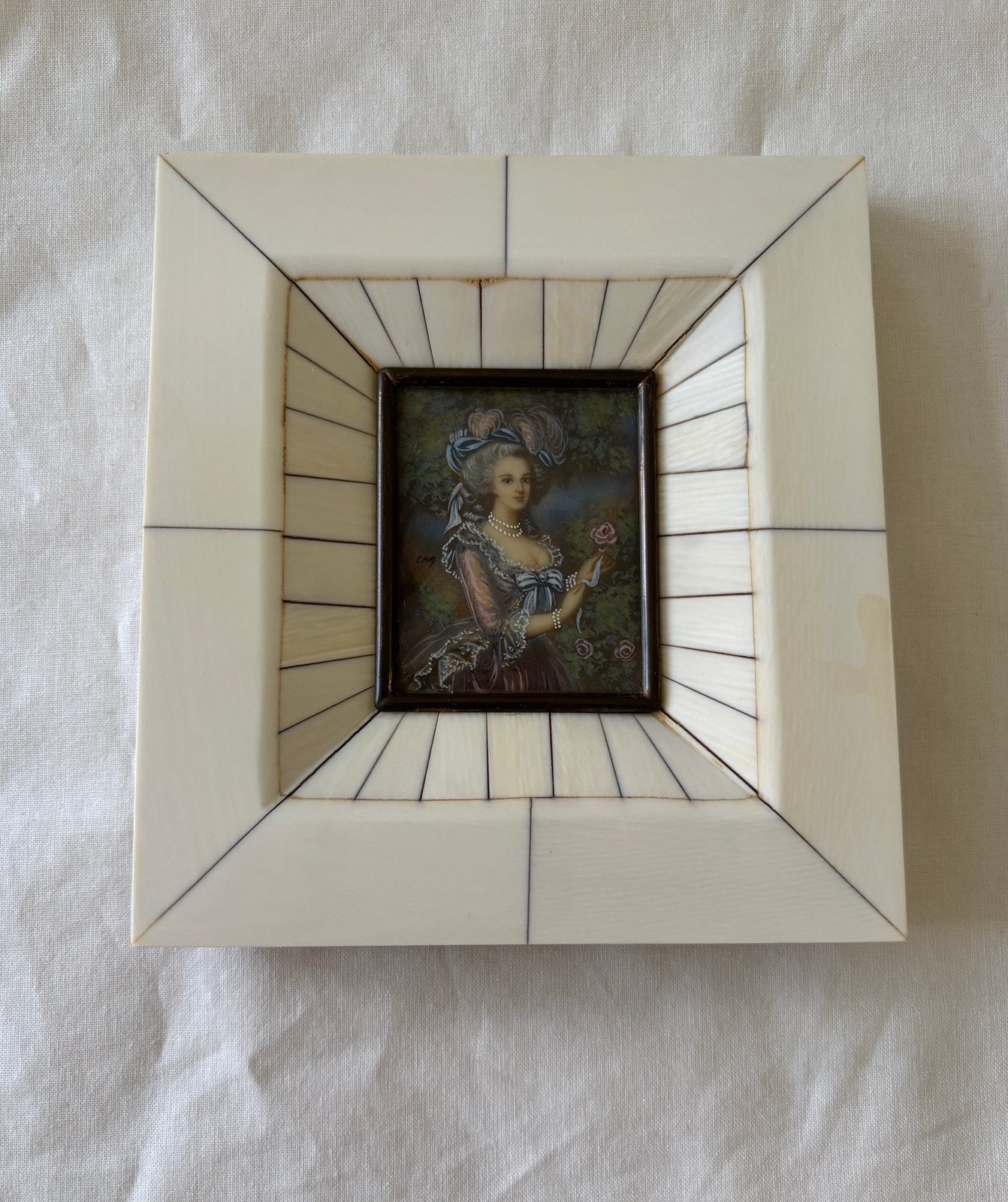 Antiek Miniatuur Portret Marie Antoinette – Gesigneerd CAM, Antiek en Kunst, Kunst | Schilderijen | Klassiek, Ophalen of Verzenden