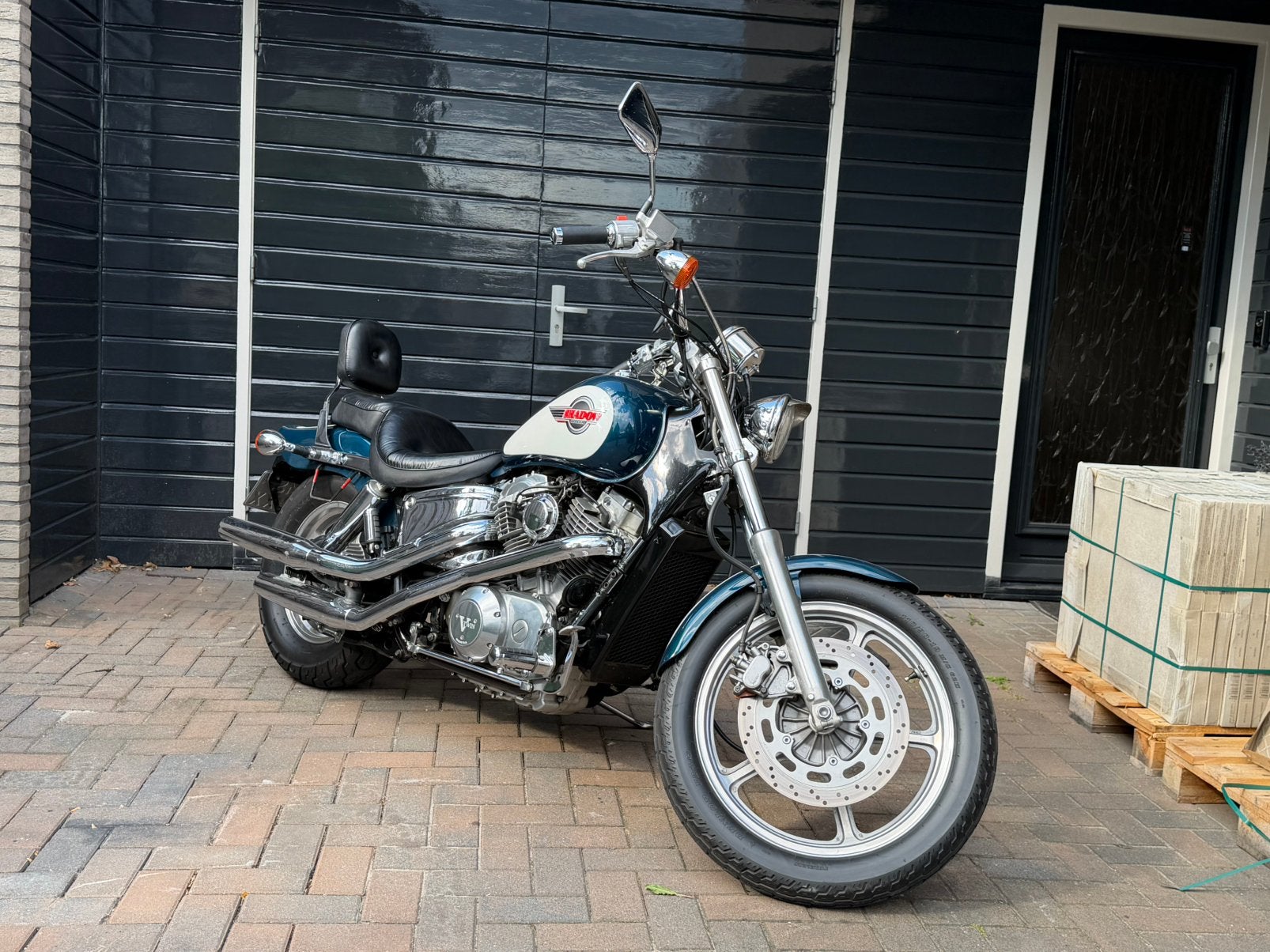 Honda Shadow VT 1100, Cardan-aandrijving, 2 cilinders, Gebruikt, Particulier