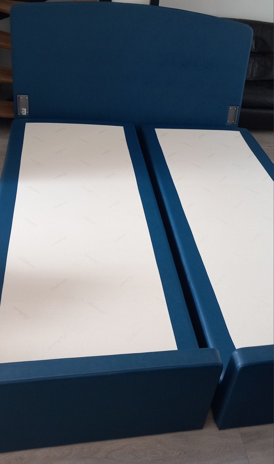 2 Pers.Skaileer Pullman Boxspring onderbed 180x220 Blauw, Blauw, Tweepersoons, Ophalen of Verzenden, Zo goed als nieuw