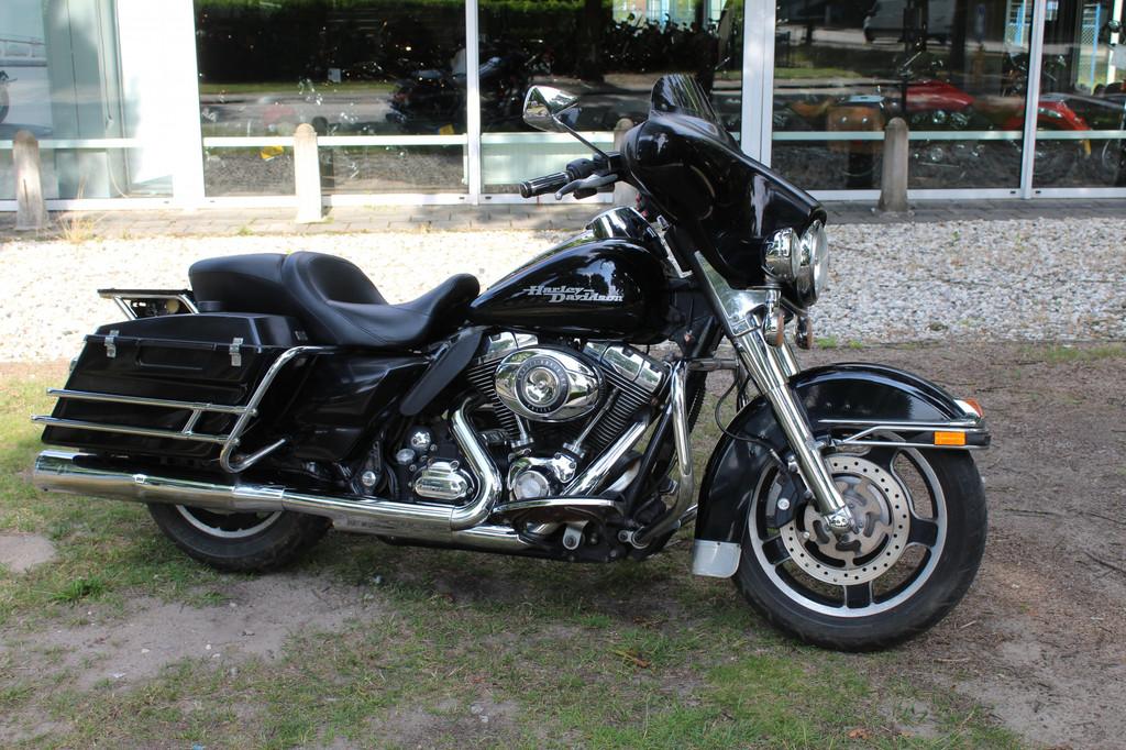Harley-Davidson Ultra Classic FLHT-P Ultra Glide Police Spec, Motoren, Motoren | Harley-Davidson, 1690 cc, Chopper, Bedrijf, Meer dan 35 kW