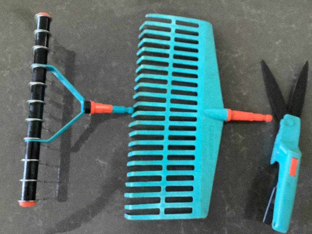 Verticuteerhark, grashark en kantenknipper, Ophalen of Verzenden, Gebruikt, Hark, Gardena
