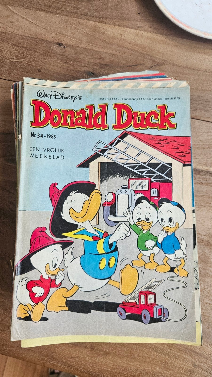 Stapel Donald Ducks jaren 80 gratis afhalen, Meerdere stripboeken, Ophalen, Gelezen, Walt Disney