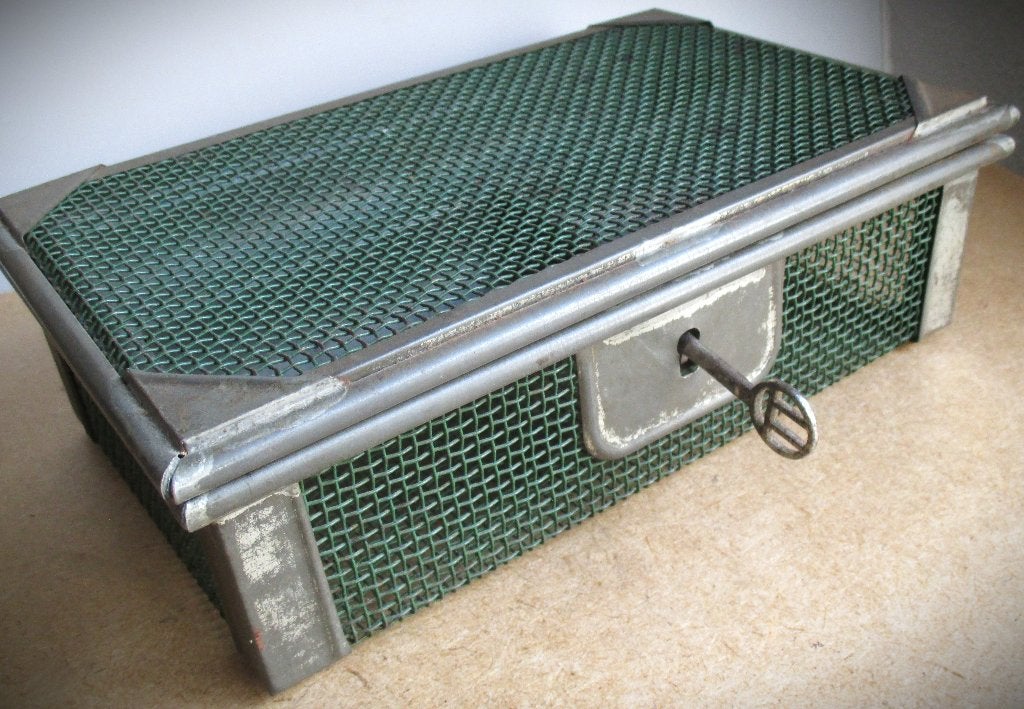 Geldkist~Vintage metalen kist~Draadgaas + sleutel~Binnenvak, Ophalen of Verzenden