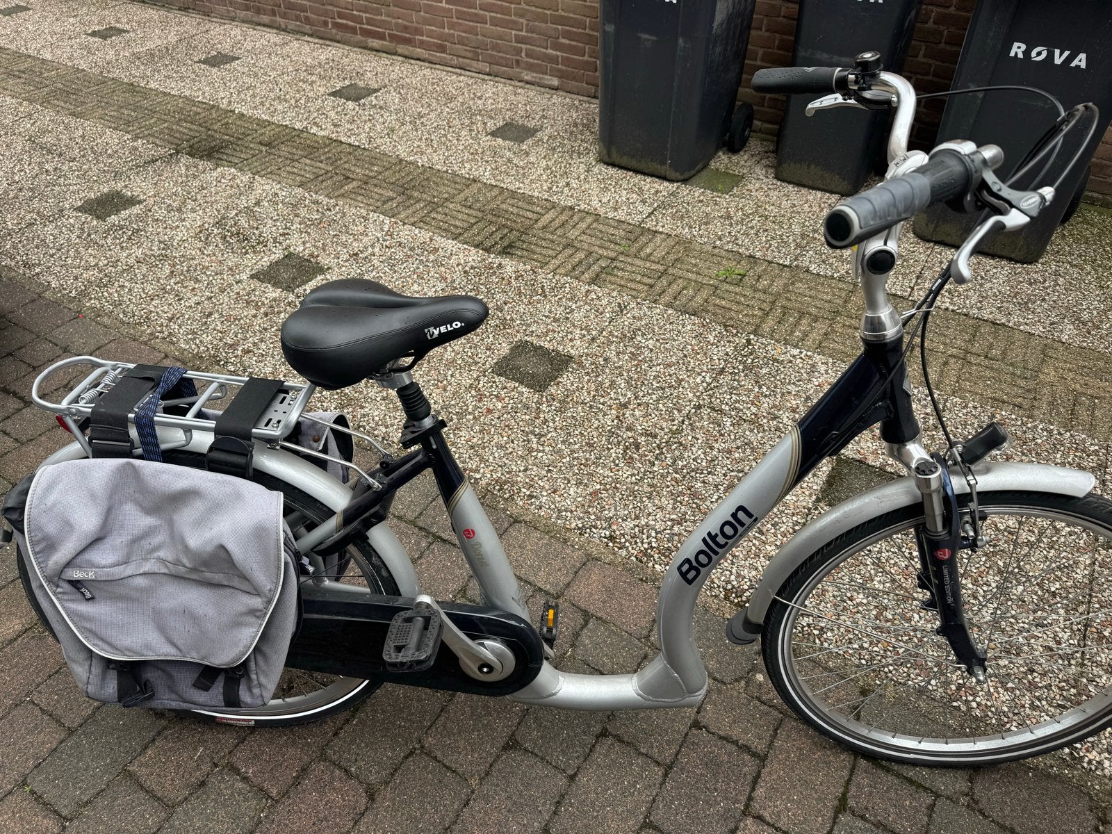 Bolton Damesfiets met lage instap en fietstassen, Velgrem, 50 tot 53 cm, Ophalen, Overige merken