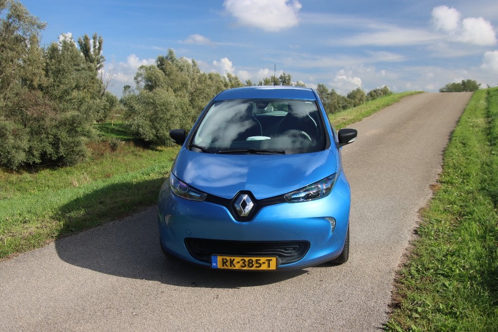 Renault ZOE E 2018 Blauw KOOPACCU, APK tot 4 okt 2027, 135 min, Origineel Nederlands, Particulier, 1455 kg