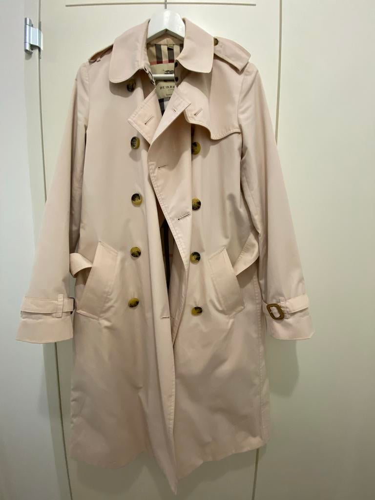 Burberry Trenchcoat - pink - Maat 38/40 (M), Kleding | Dames, Jassen | Zomer, Ophalen of Verzenden, Zo goed als nieuw, Maat 38/40 (M)