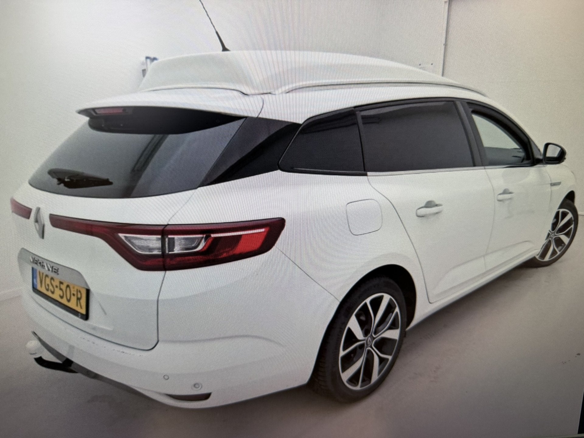 Renault Mégane 1.3 TCE Bose benzine grijs kenteken / vaste, Gebruikt, Met garantie (alle), Renault, Wit
