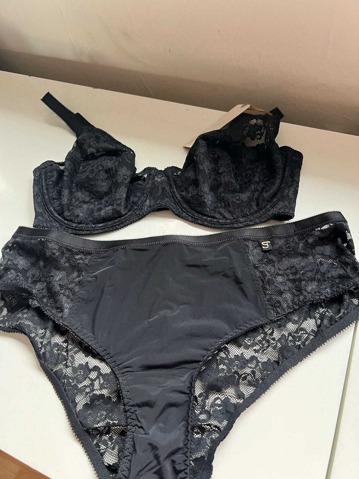Mooie lingerie setje, Ophalen of Verzenden, Zwart, Setje