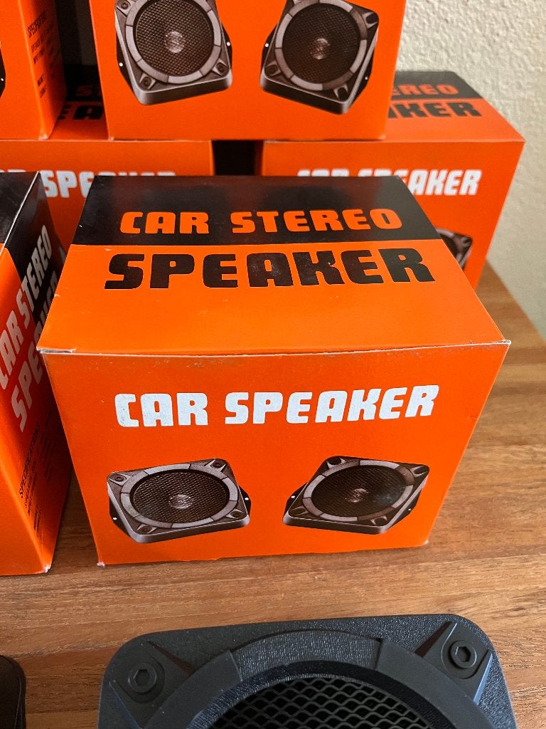 New old stock vintage hoedenplank auto luidsprekers speakers, Auto diversen, Ophalen of Verzenden, Nieuw