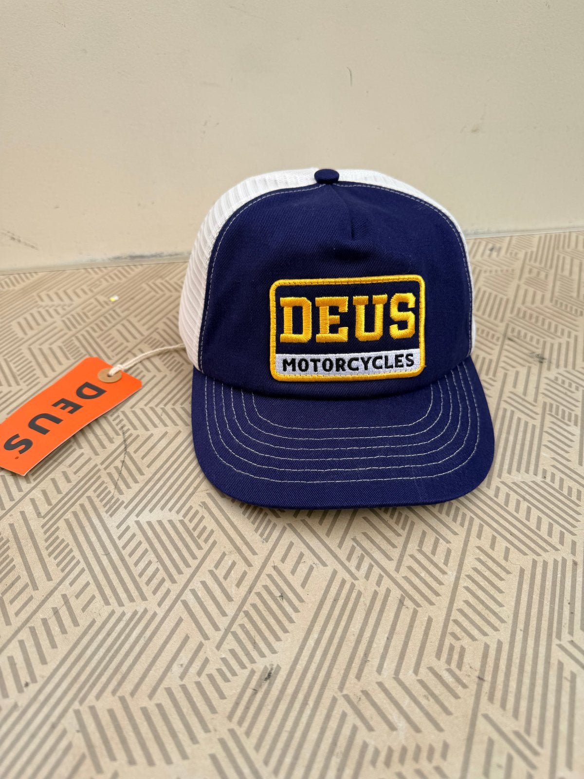 Deus Ex Machina Malden Trucker Pet - Nieuw met label, Ophalen of Verzenden, Nieuw, One size fits all, Pet