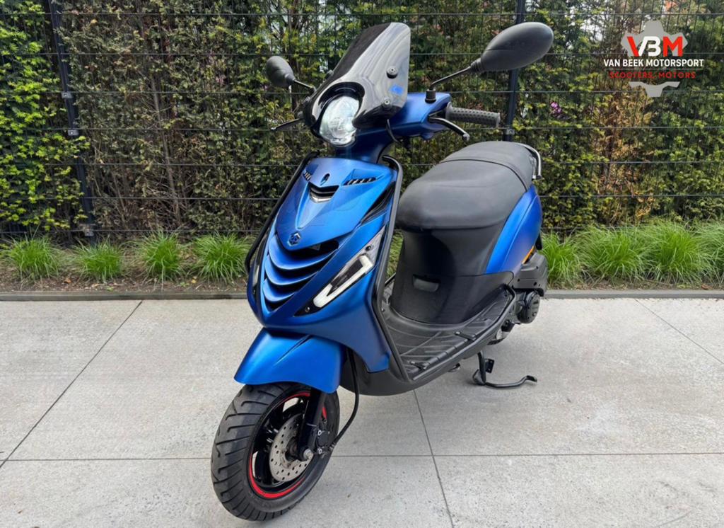 Piaggio zip iget 2019 brom 45 km/p M45 blue, Ophalen, Maximaal 45 km/u, Zip, Zo goed als nieuw