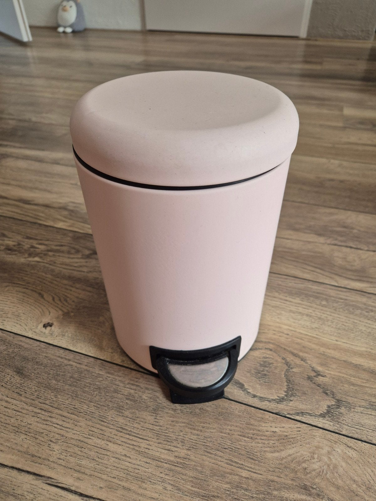 Roze pedaalemmer 3 liter,  zo goed als nieuw, Huis en Inrichting, Met pedaal, Ophalen of Verzenden, Zo goed als nieuw, Minder dan 10 liter