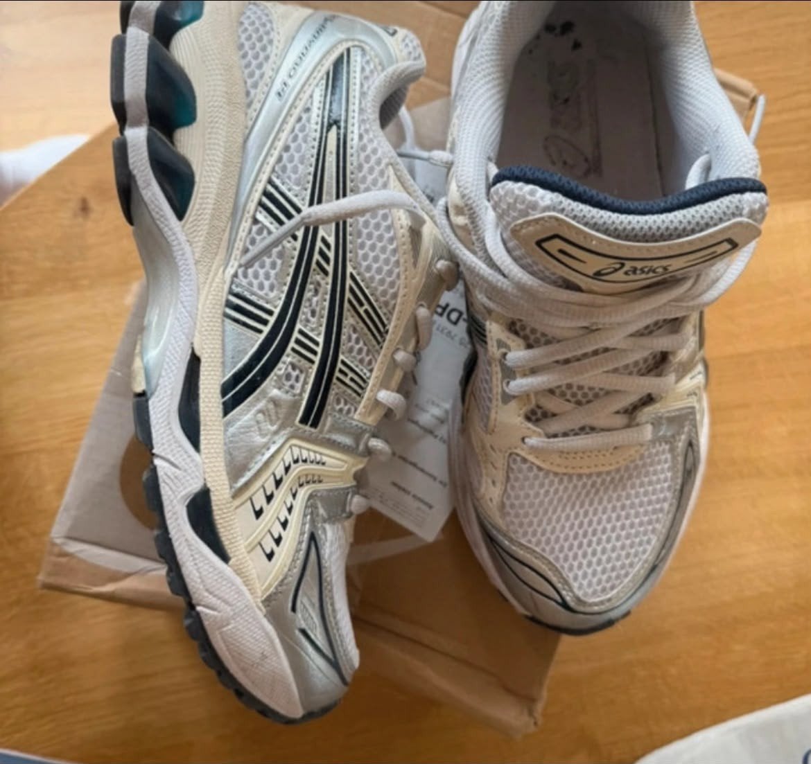 Asics maat 40, Adidas sneaker maat 39.5 en New Balance maat, Kleding | Dames, Schoenen, Wit, Ophalen of Verzenden, Sneakers of Gympen