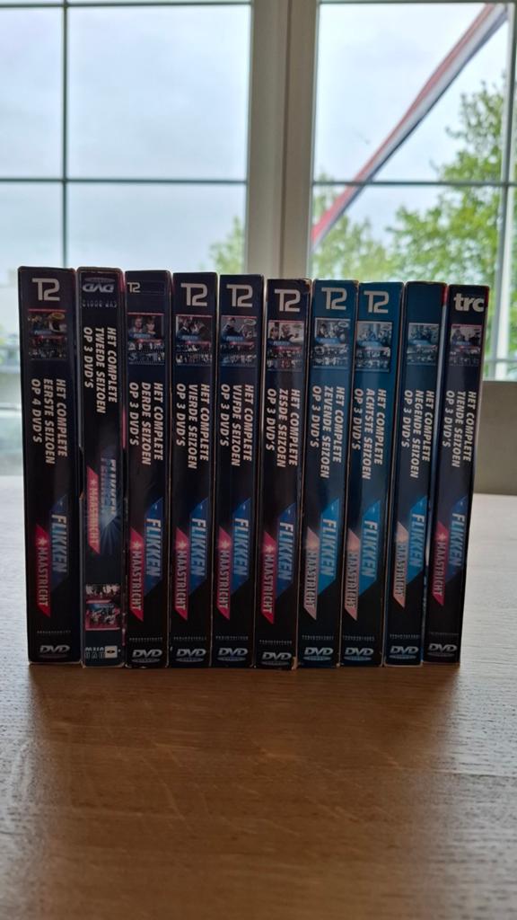 Flikken Maastricht Seizoen 1 t/m 10 DVD Boxset, Boxset, Ophalen of Verzenden, Zo goed als nieuw, Vanaf 12 jaar