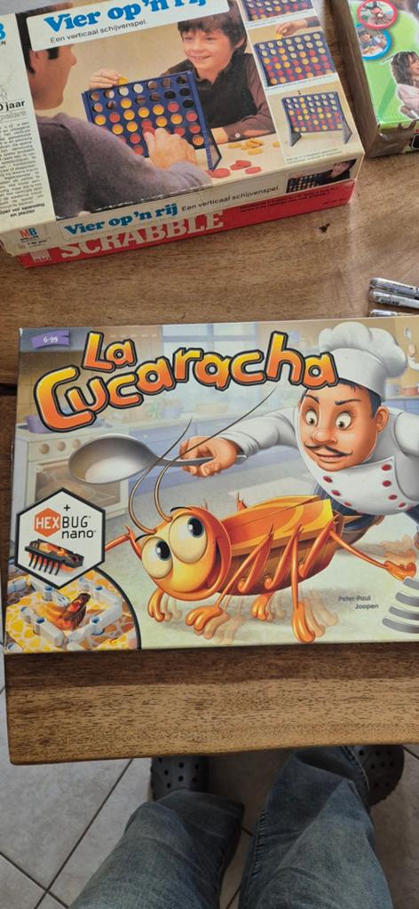 La Cucaracha Bordspel met HEXBUG nano, Drie of vier spelers, Ophalen of Verzenden, Gebruikt, Ravensburger
