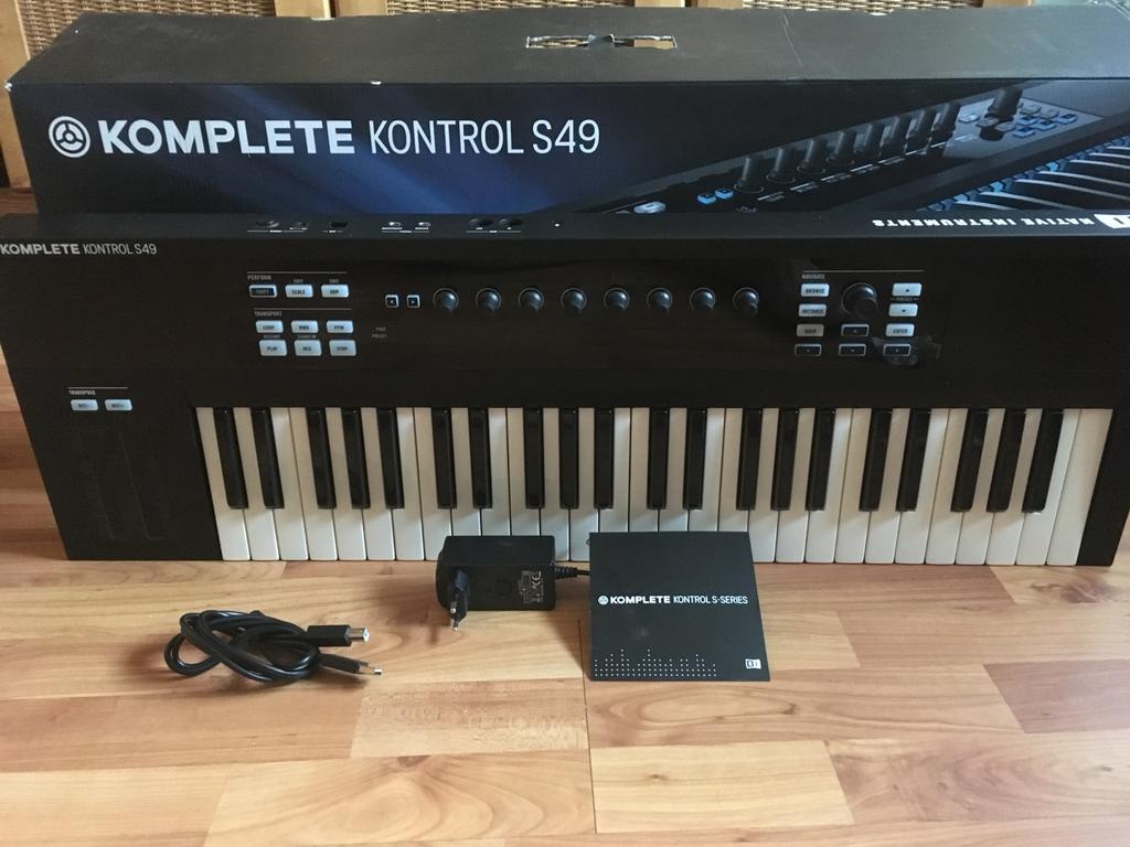 Native Instruments Komplete Kontrol S49, Muziek en Instrumenten, Ophalen, Gebruikt, 49 toetsen, Overige merken