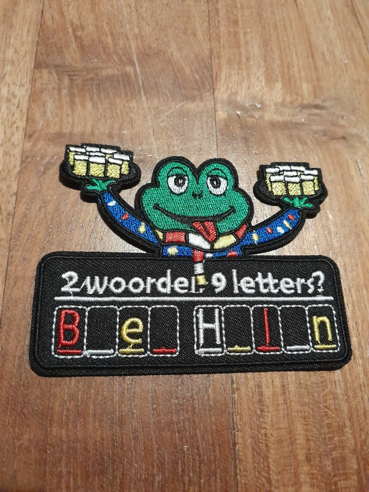 Grappige kikker patch: 2 woorden, 9 letters? BLEHHH!, Ophalen of Verzenden