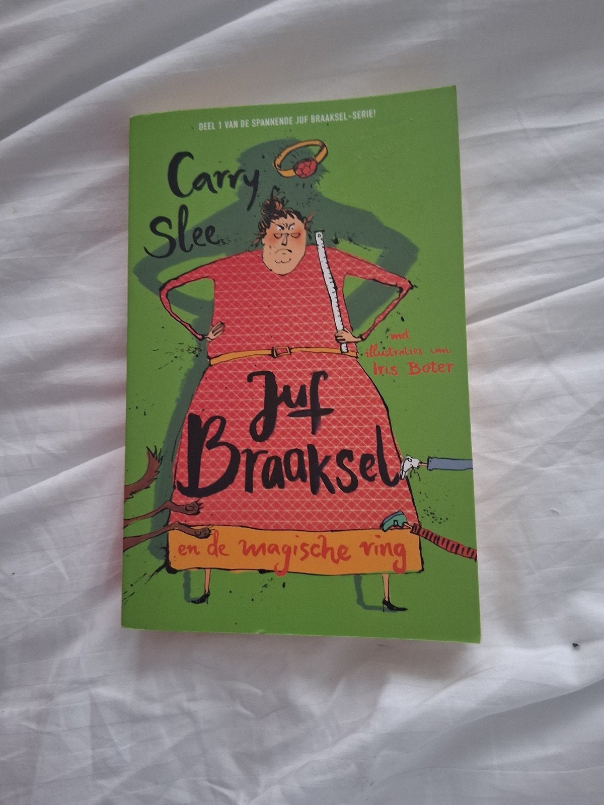 Carry Slee - Juf Braaksel en de magische ring, Gelezen, Fictie algemeen, Carry Slee, Ophalen of Verzenden