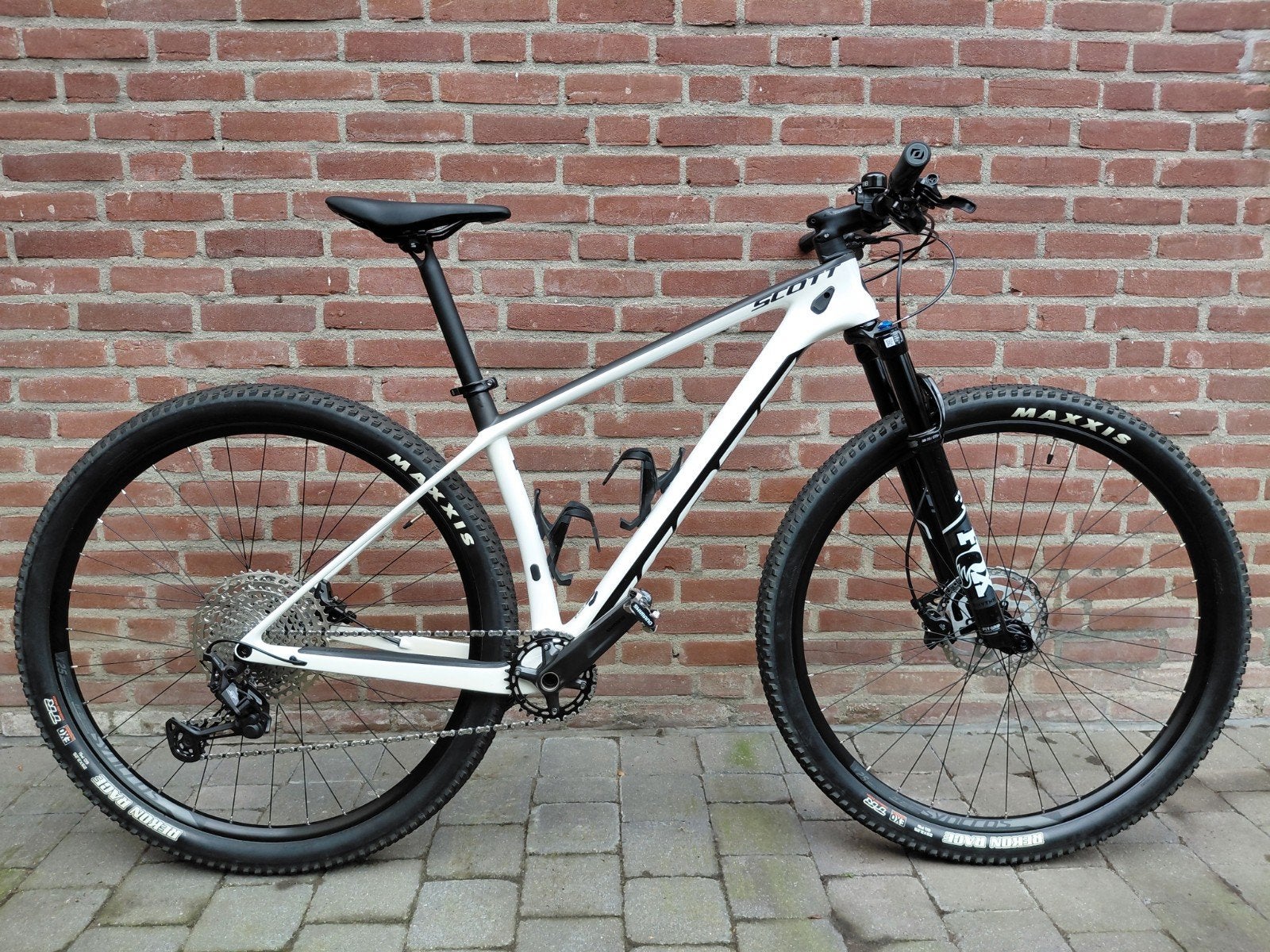 Mountainbike Scott Scale 930 maat M
Kleur: Parelmo, Hardtail, 49 tot 53 cm, Zo goed als nieuw, Schijfrem