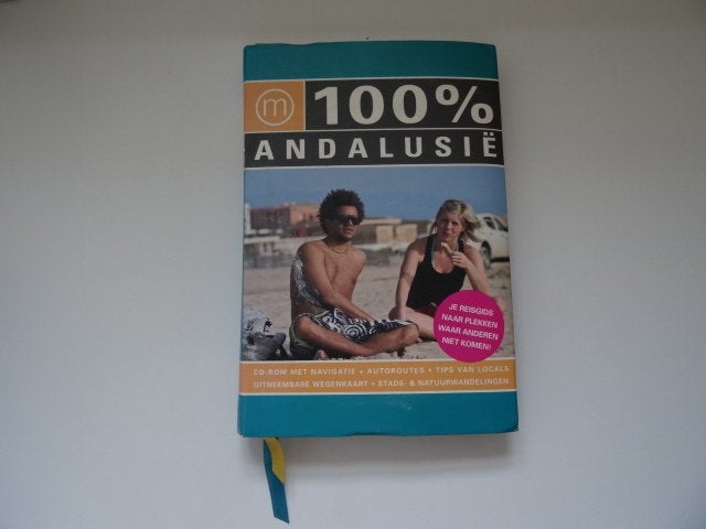 100% Andalusie reisgids / time to momo gids, Overige merken, Europa, Ophalen of Verzenden, Zo goed als nieuw