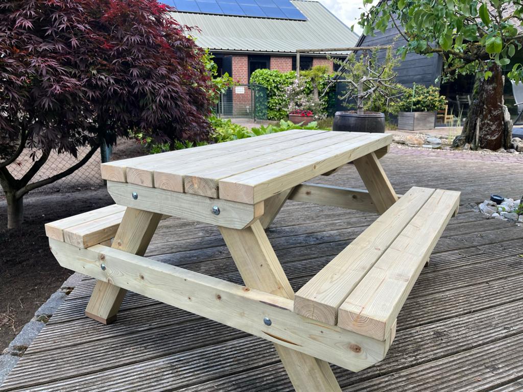 Robuuste houten kinderpicknicktafel voor tuin of terras, Zo goed als nieuw, Rechthoekig, Hout, Ophalen