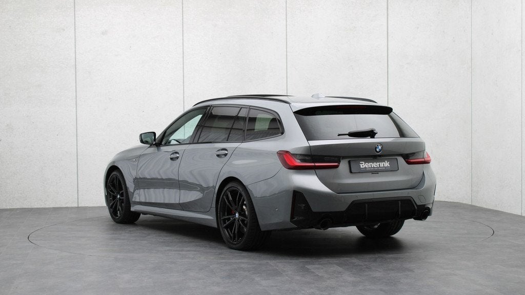 BMW 3 Serie Touring 330i M-Sport Pro | Harman/Kardon | Panor, Gebruikt, 4 cilinders, Automatische klimaatregeling, 1600 kg