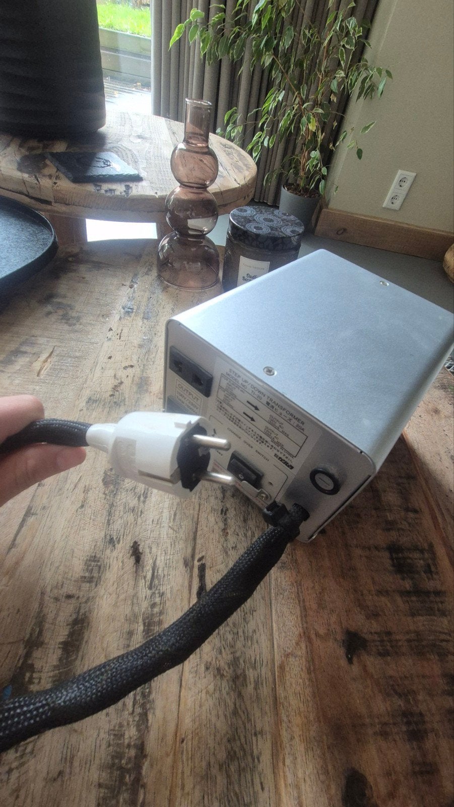 Step Up/Down Transformator 100V/230V 1500VA, Hobby en Vrije tijd, Ophalen of Verzenden, Zo goed als nieuw