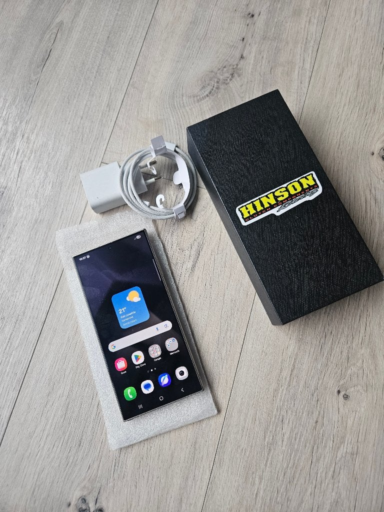 Samsung Galaxy S24 Ultra 256GB ZGAN met accessoires €450, Galaxy S24, Zwart, Ophalen of Verzenden, Zo goed als nieuw