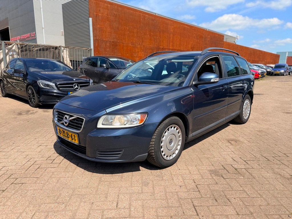 Volvo V50 1.6D S/S Momentum, Auto's, Volvo, Voorwielaandrijving, Gebruikt, 4 cilinders, 700 kg