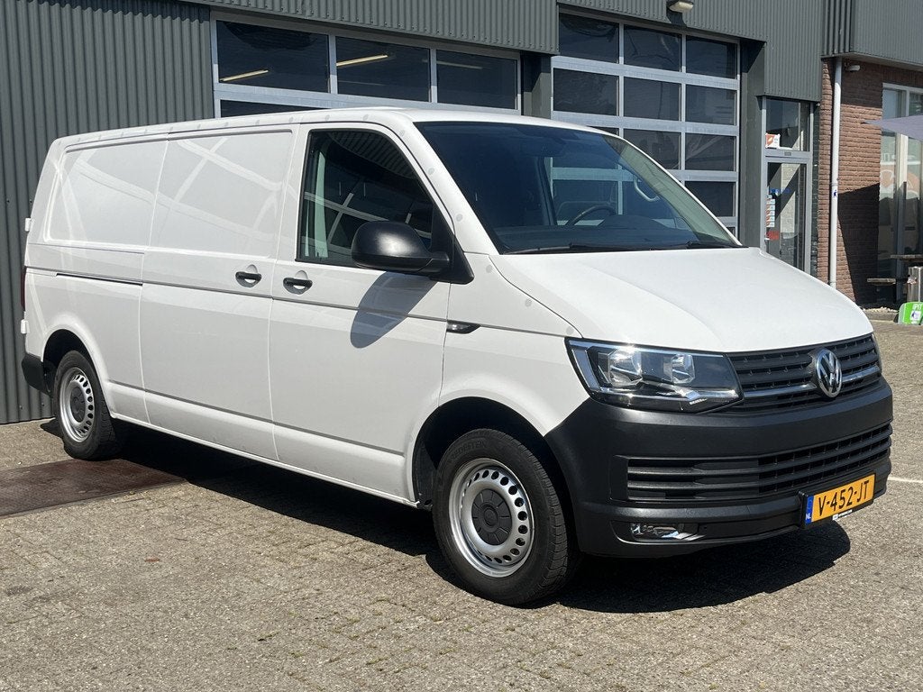 Volkswagen Transporter 2.0 TDI L2H1 102pk Omvormer Airco Cru, Voorwielaandrijving, Stof, Gebruikt, 4 cilinders