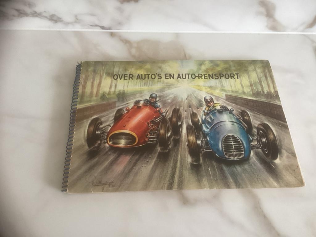 Vintage Boek: Over Auto's en Auto-Rensport (1950s), Ophalen, Zo goed als nieuw