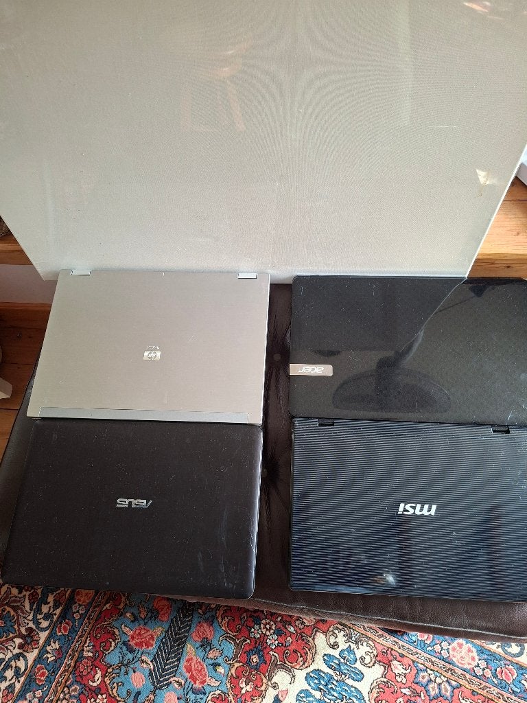 Partij van 4 werkende laptops, Computers en Software, Gebruikt, HDD, 2 tot 3 Ghz, Verzenden