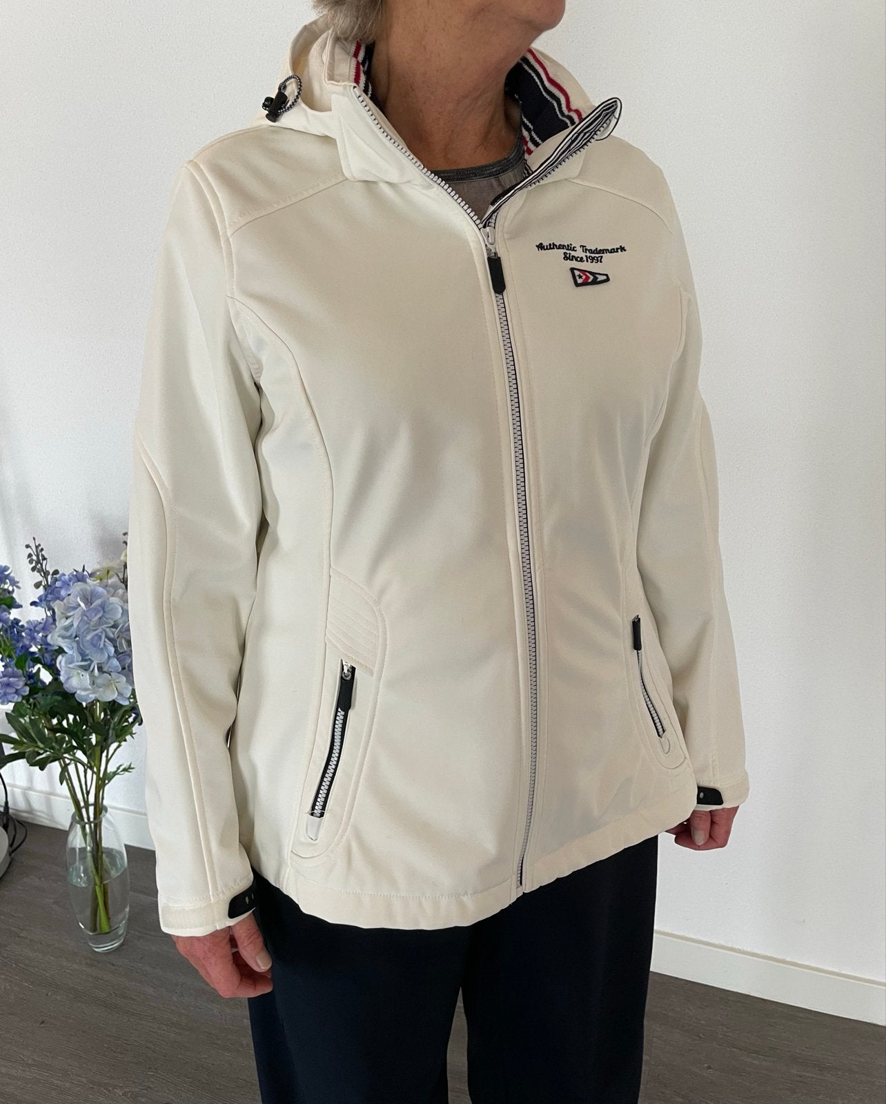 Human Nature Softshell Jas Crème Maat XXL, Kleding | Dames, Ophalen of Verzenden, Zo goed als nieuw, Maat 46/48 (XL) of groter