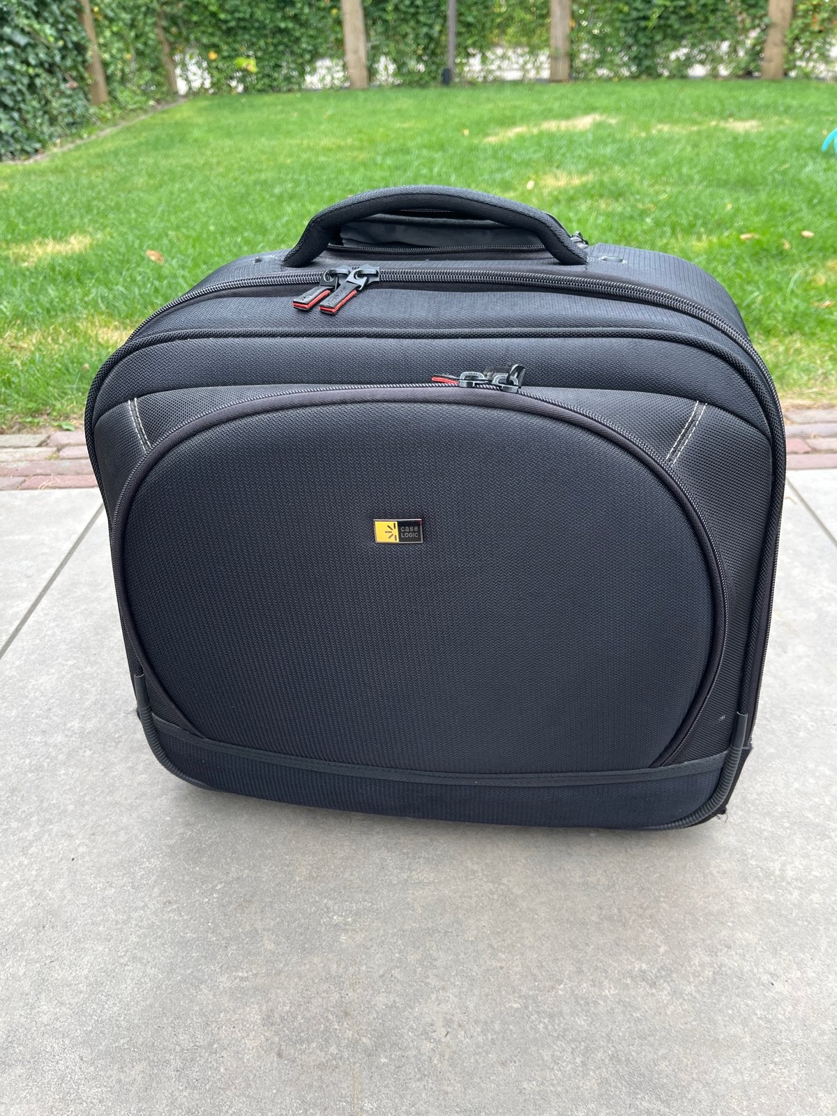 Case Logic Laptoptas op Wieltjes - Compact en Handig, Ophalen, 40 tot 60 cm, Gebruikt, 20 tot 30 cm