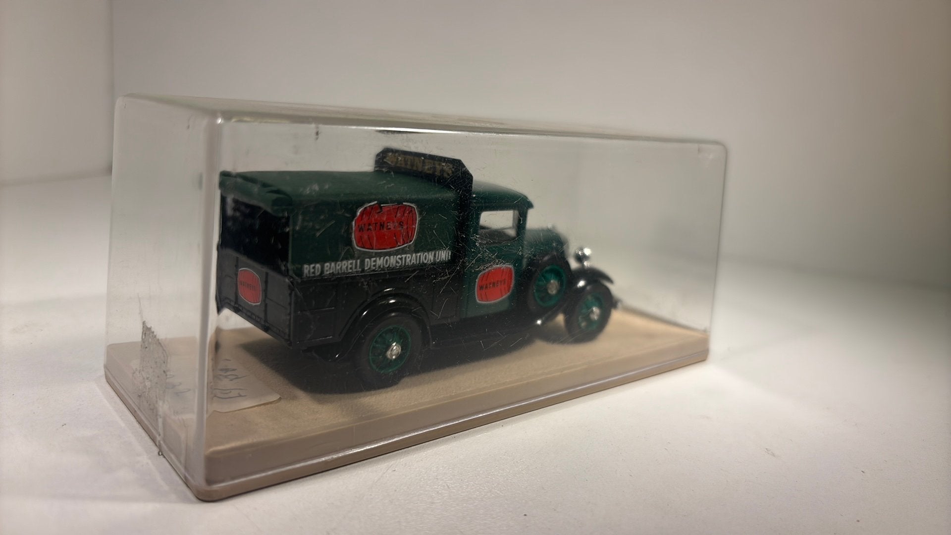 Ford pick up 1932 solido 1.43, Auto, Solido, Ophalen of Verzenden, A