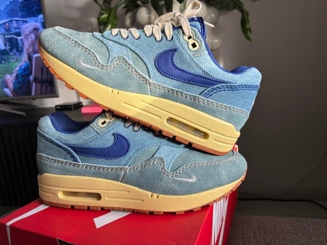 NIKE AIR MAX 1 DIRTY DENIM MAAT 38, Blauw, Ophalen of Verzenden, Sneakers of Gympen, Zo goed als nieuw